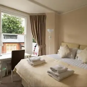  Guest house With The Reach